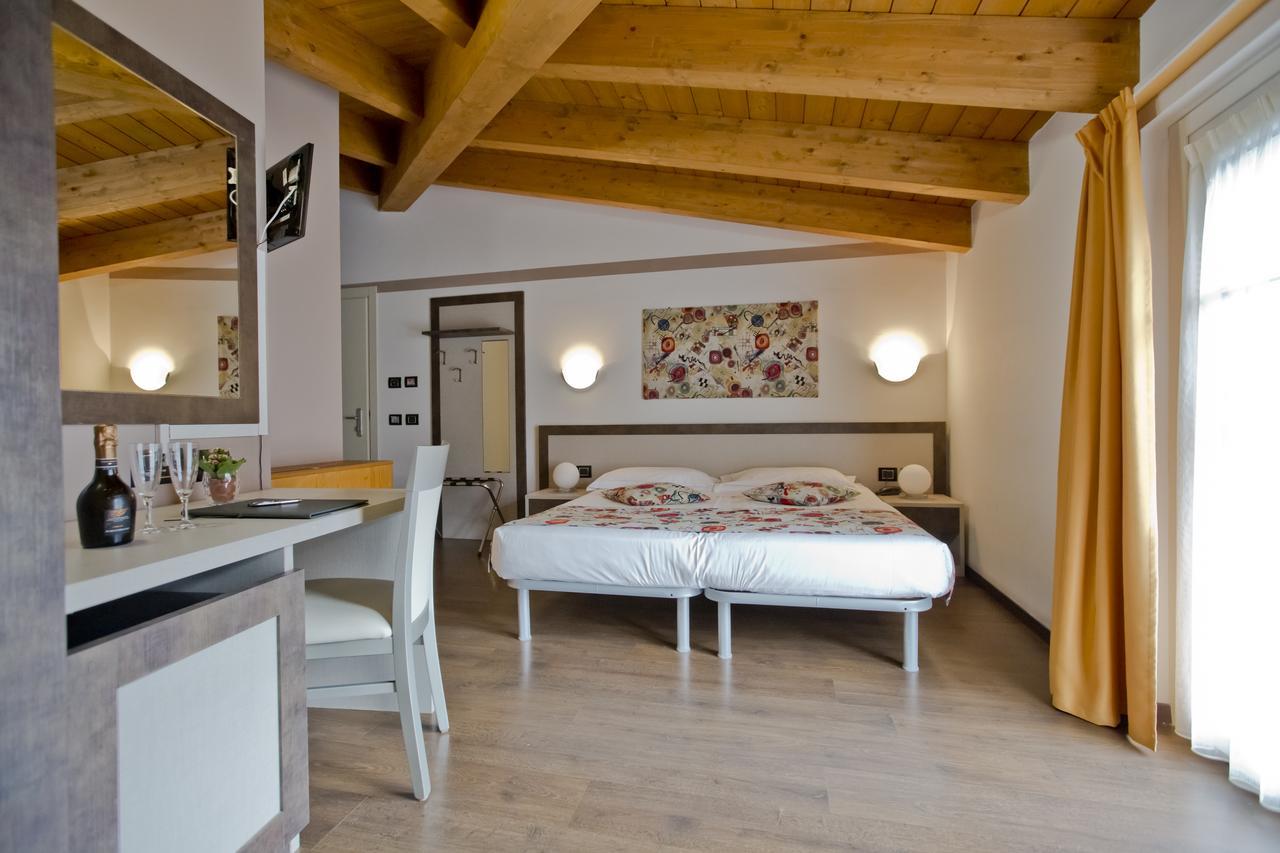 Hotel Lago Di Como 콜리코 외부 사진