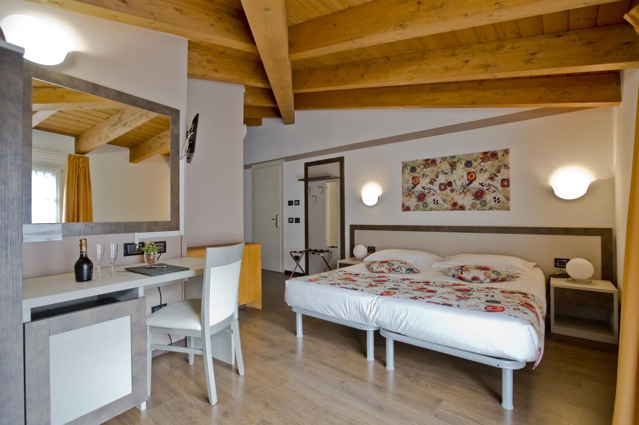 Hotel Lago Di Como 콜리코 외부 사진