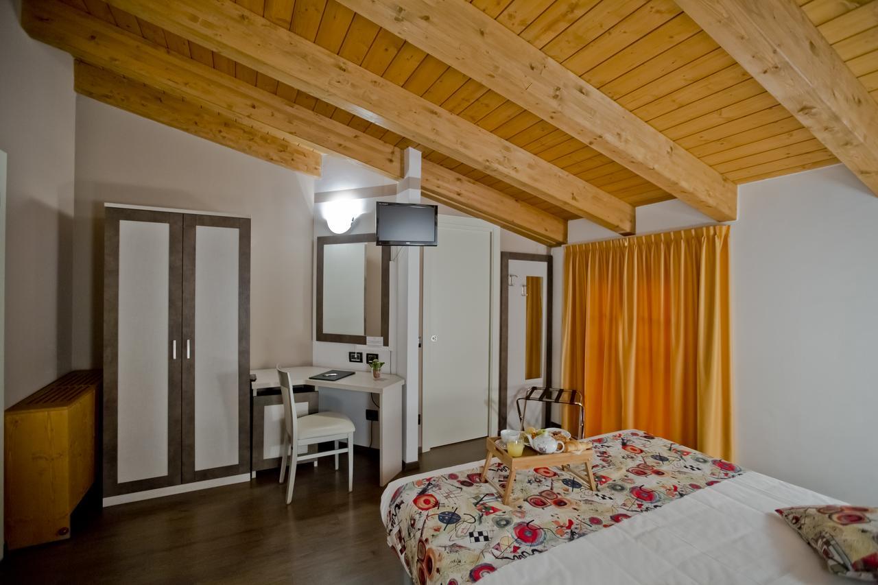 Hotel Lago Di Como 콜리코 외부 사진
