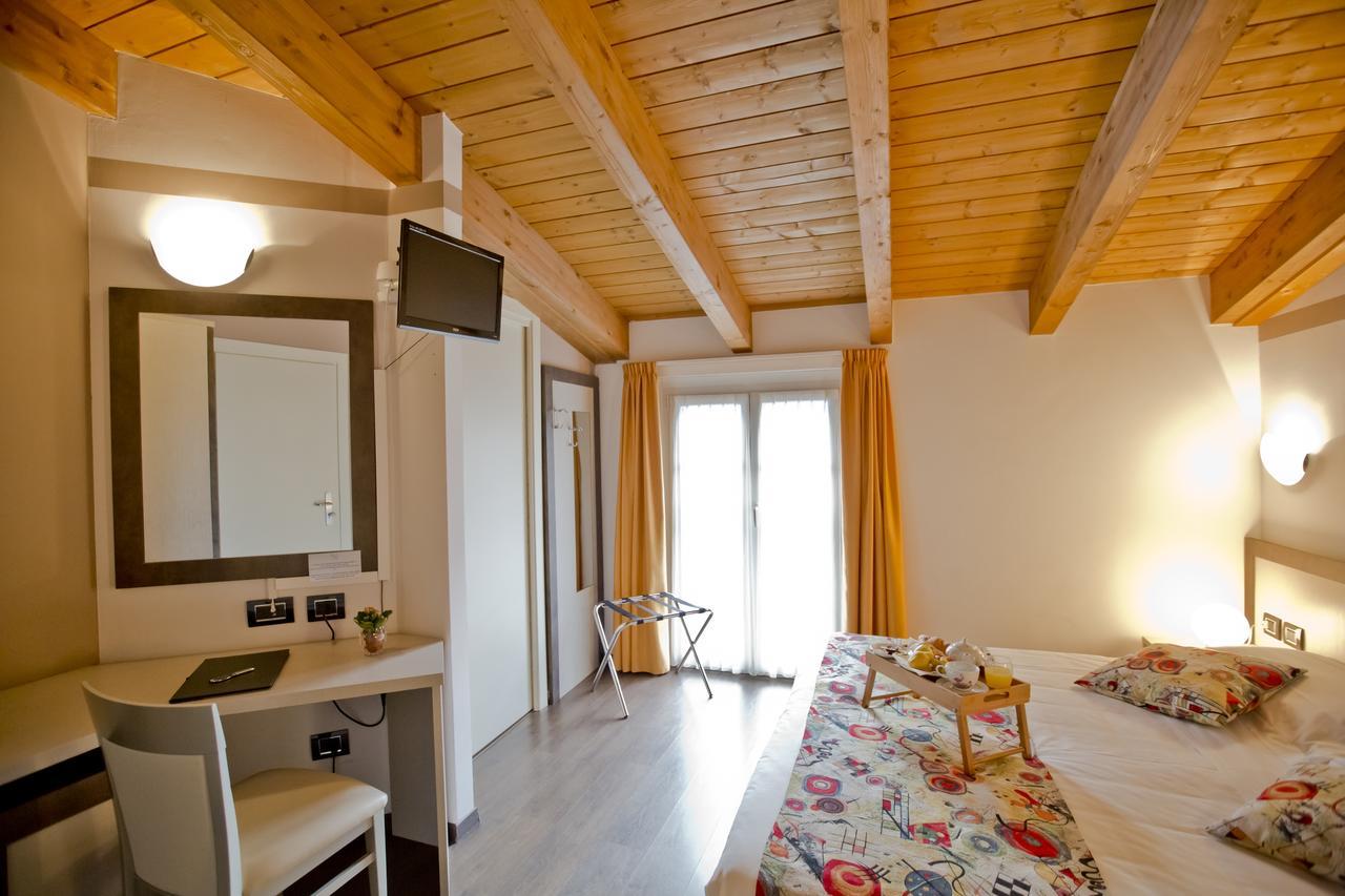 Hotel Lago Di Como 콜리코 외부 사진